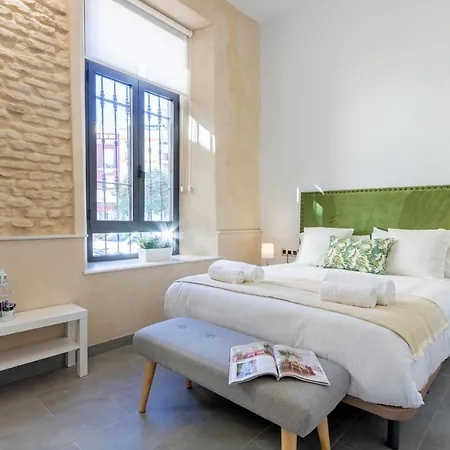 Nine O Clock San Agustin Appartement Sevilla Buitenkant foto